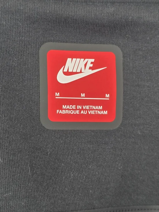 Nike Tech Fleece Re-imagined Trench Coat Men's Medium Tall Black FN0601-010 - Picture 3 of 7